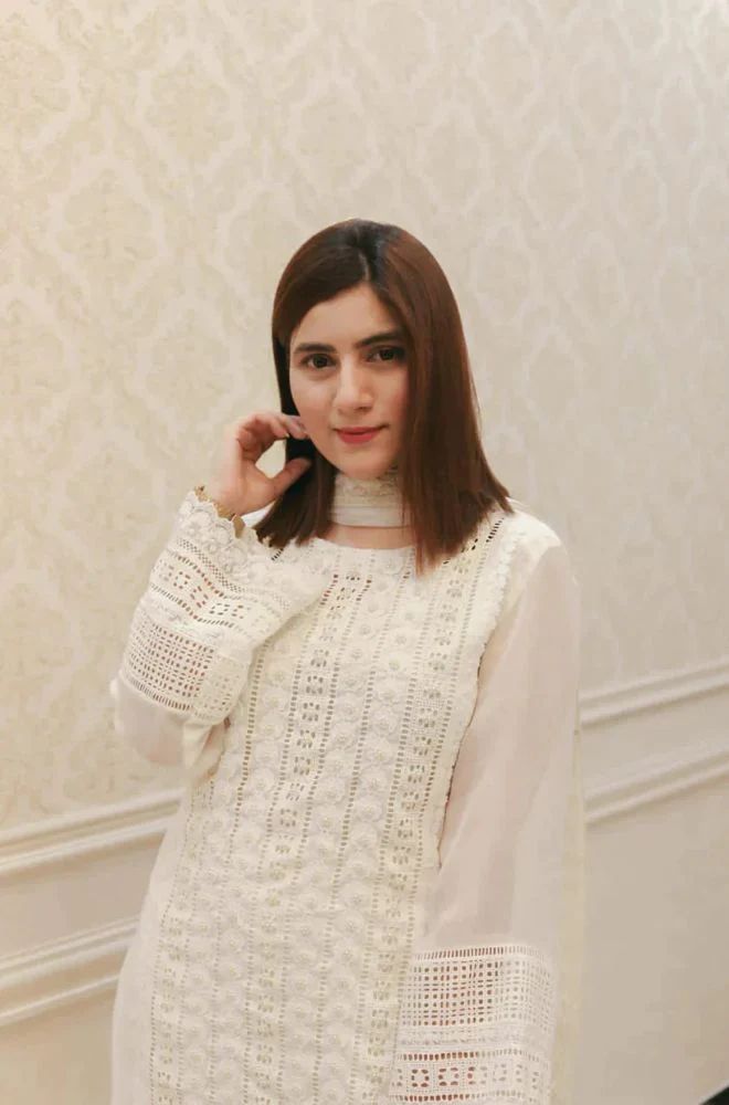 ZARA SHAHJAHAN CHIKANKARI